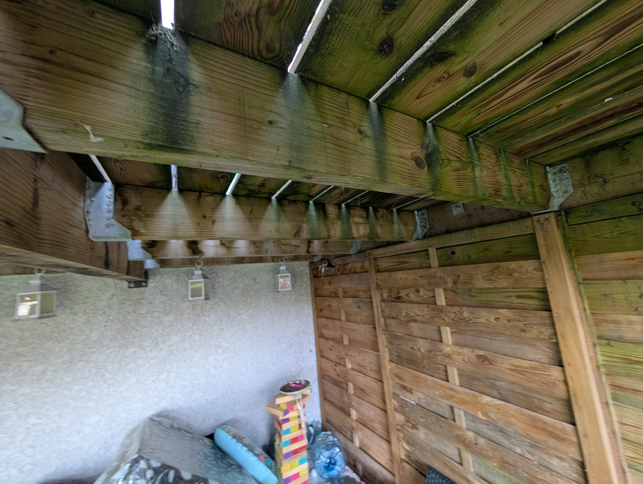 Terrasse bois — avant les travaux, vue 2.