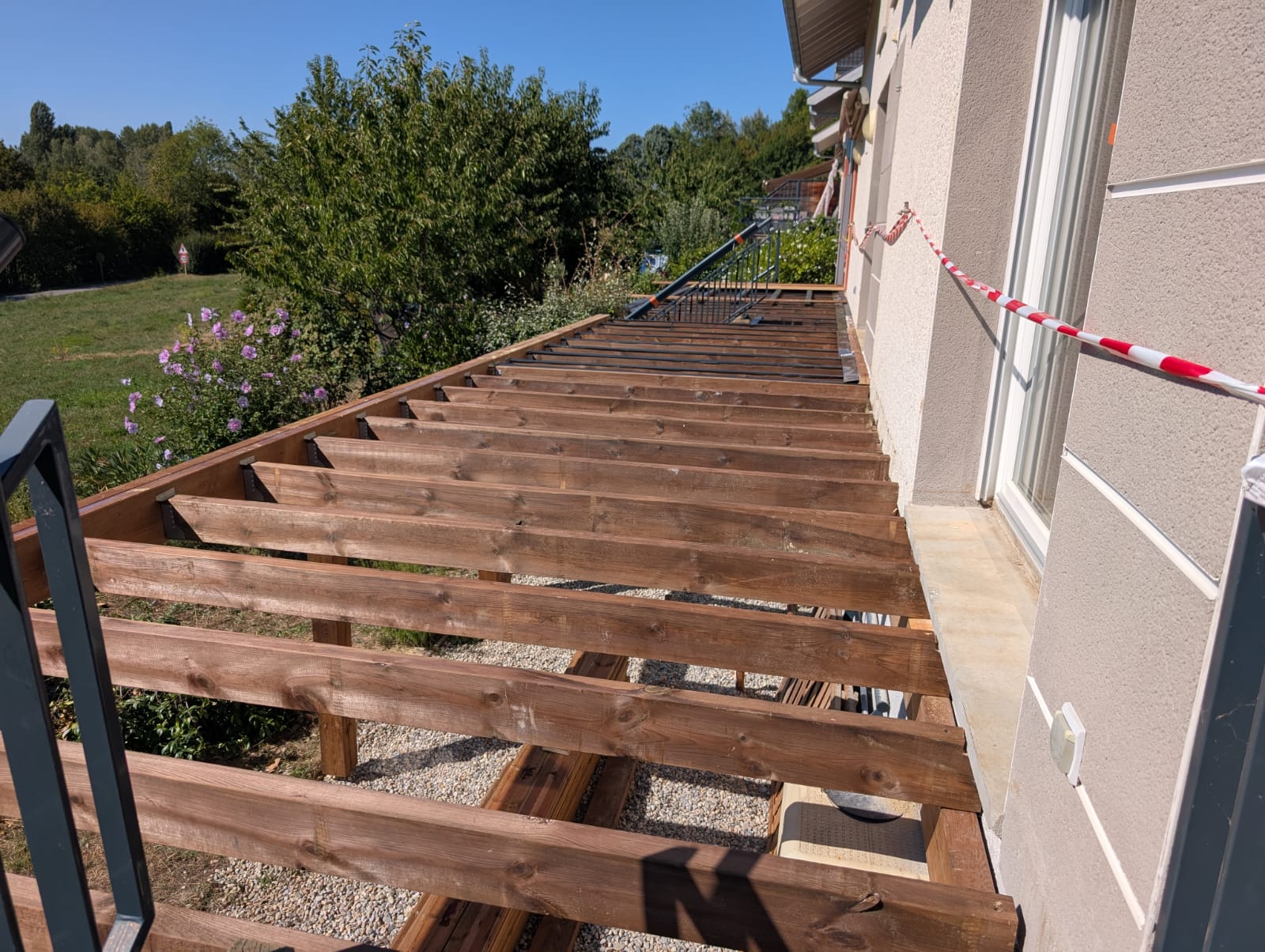 Terrasse bois — pendant les travaux, vue 3.